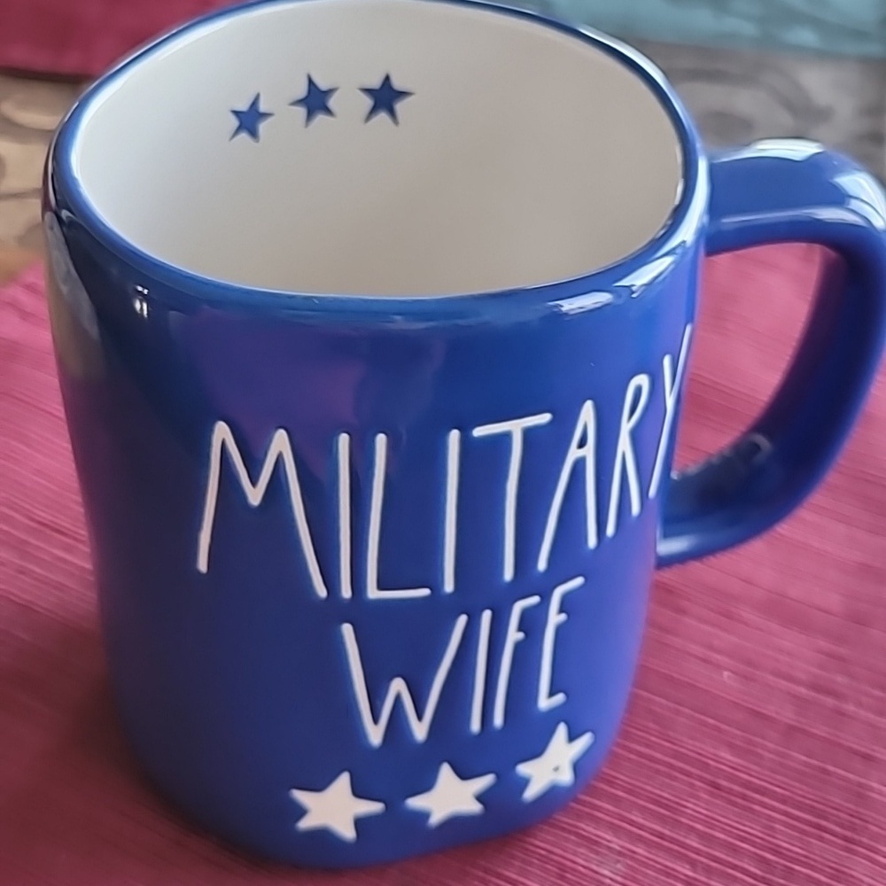 Rae Dunn MILITARY WIFE Big Ceramic Coffe Tea Mug 🇺🇸⭐️🇺🇸NEW